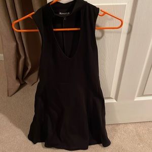Sleeveless dress